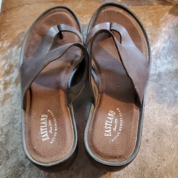 Eastland Dark Brown Leather Slides - Picture 2 of 5